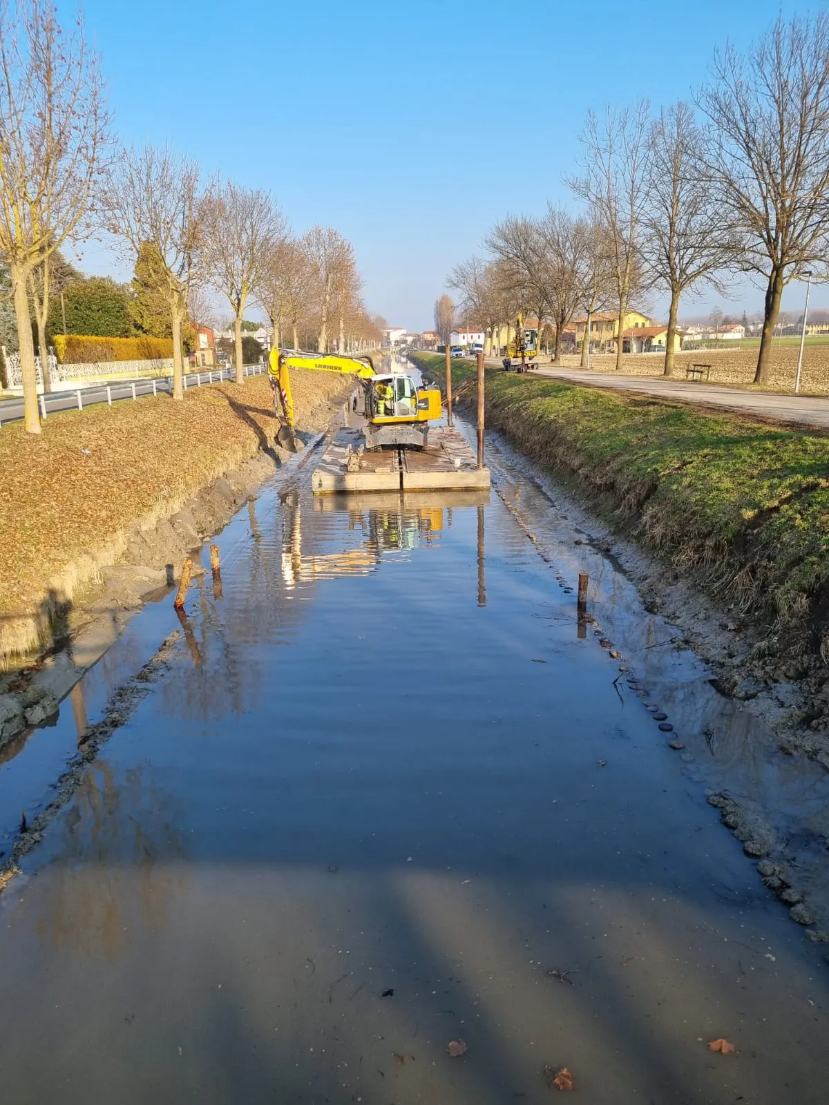 Piove di Sacco: hanno avuto inizio gli interventi per la sicurezza idraulica
Aperti due cantieri sugli scoli Fiumazzo e Fiumicello prima della stagione irrigua