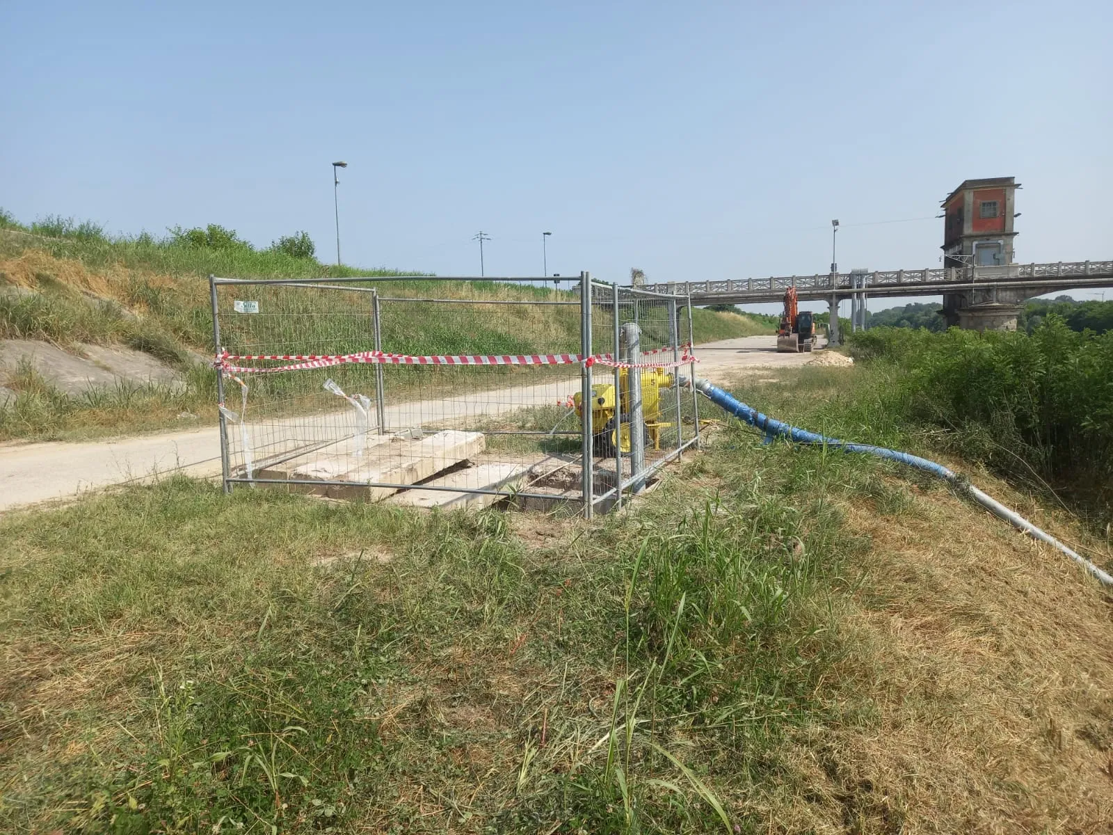 Intervento straordinario del Genio Civile sul fiume Brenta: il Consorzio di Bonifica Bacchiglione garantisce l’irrigazione con una pompa di emergenza